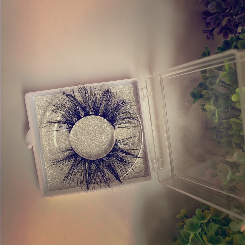 Mink lashes 25m